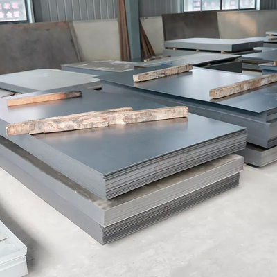 Bảng thép không gỉ cán nóng có sẵn trong các kích thước và độ dày khác nhau phù hợp với các yêu cầu khác nhau
