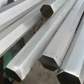 Thanh lục giác bằng thép không gỉ 316L rắn trong ngành hóa chất hàng hải